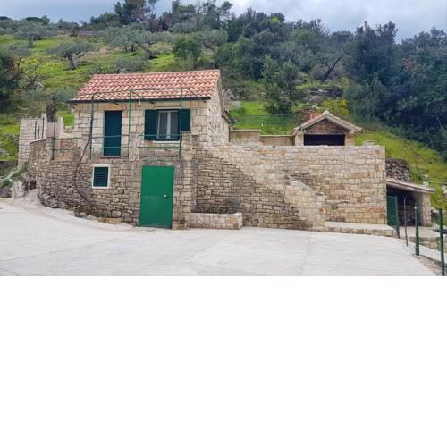Secluded holiday house Postira, Brac - 17571