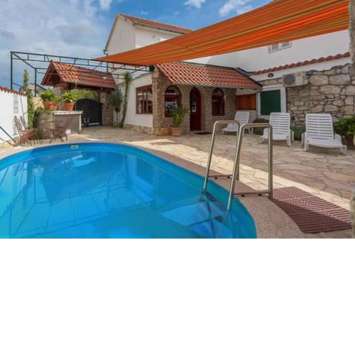 Semi-detached house Morlako