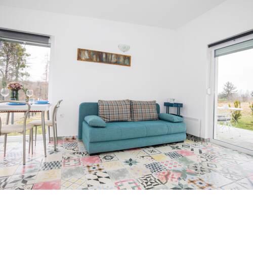 Serene Holiday Home in Đurđevac with Garden