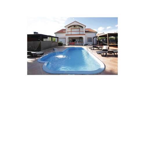 Seven-Bedroom Holiday Home in Vodice
