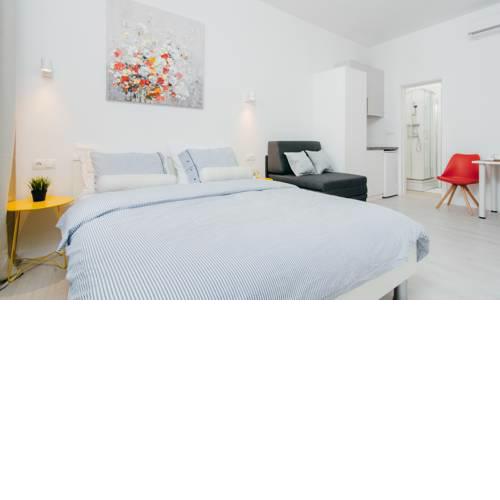 SIA Downtown Apartments