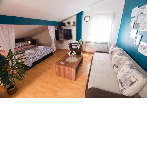 Simplicity apartment