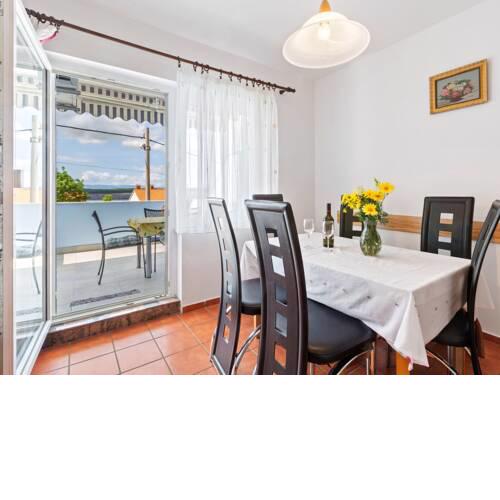 Simplistic Apartment in Jadranovo near Sea Beach