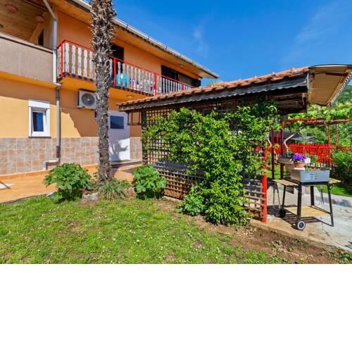 Simplistic Apartment in Opatija with Private Garden