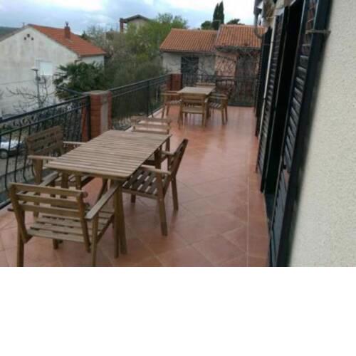 Simplistic Apartment in Pirovac near Seabeach
