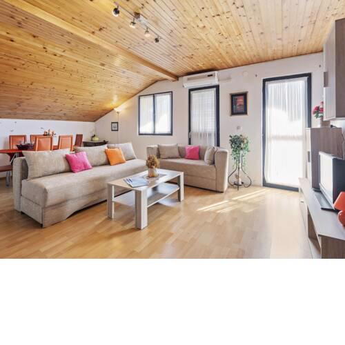 Simplistic Apartment in Vir with Barbecue