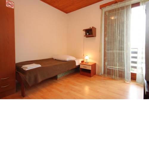 Single Room Veli Brgud 7840f