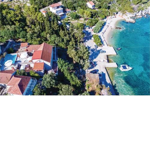 Six-Bedroom Holiday Home in Sipan