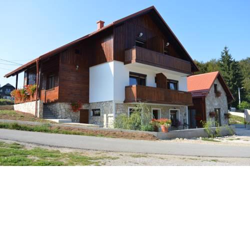 Sixteen Lakes Guest House