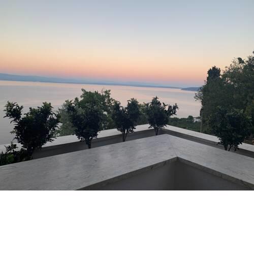 Sky Pool VILLA MEDVEJA