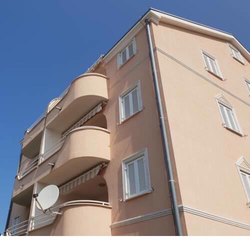 Slavi Apartment