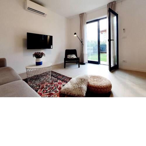Spacious and private duplex - newly built