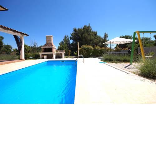 Spacious holiday house / pool / jacuzzi / playground / 6+2