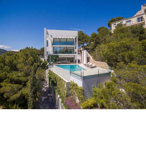 Spectacular Beach-Villa