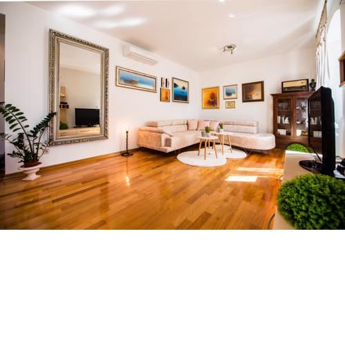 Split Beach Lux Apartment