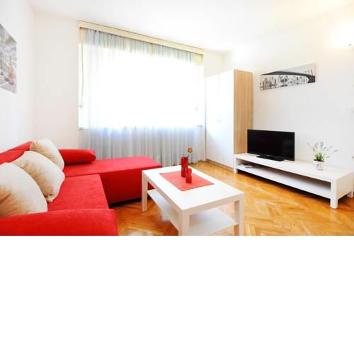 Split Central Lovely Flat