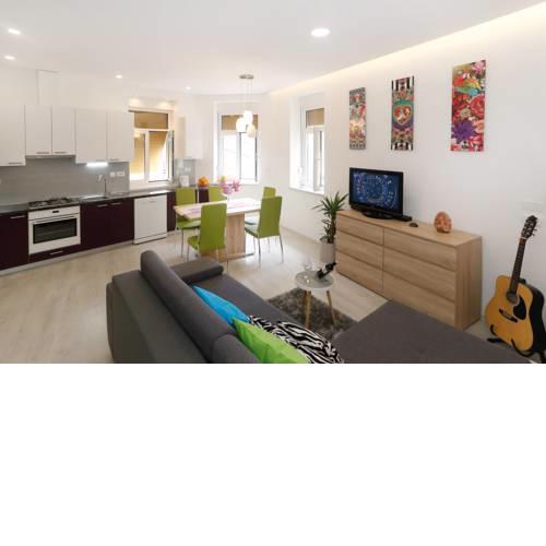 Split City Center Apartment Tango