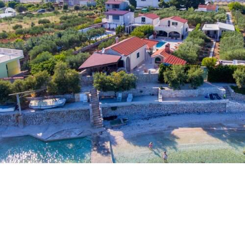 *** STEP 2 SEA *** - beautiful residence on the BEACH !