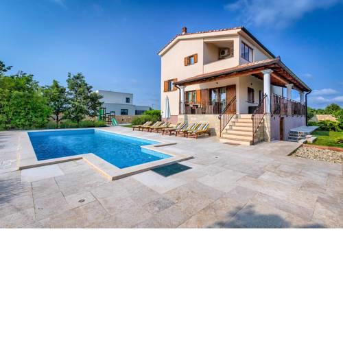 Stokovci Villa Sleeps 10 Pool Air Con WiFi