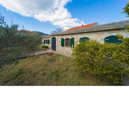 Stone House Anja Vela Luka