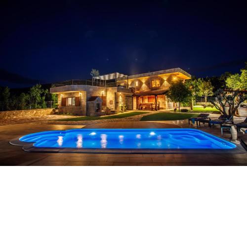 Stone House Korita