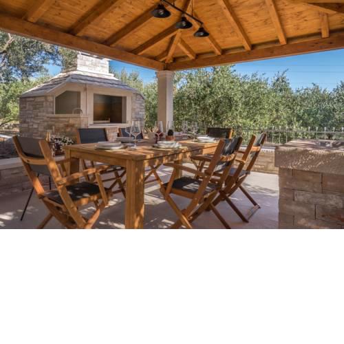 Stone house Orebic