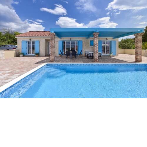 Stone villa Jurenda with pool