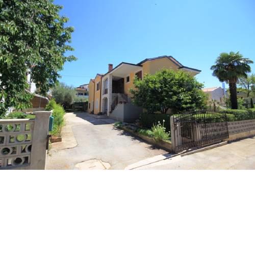Stopar Apartment