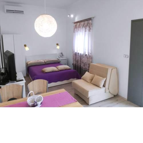 Studio apartman Aria