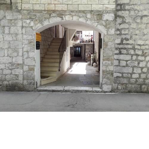Studio Apartman Dvor