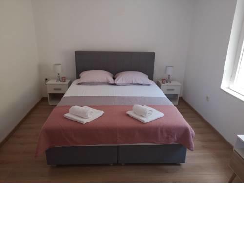 Studio apartman Lana