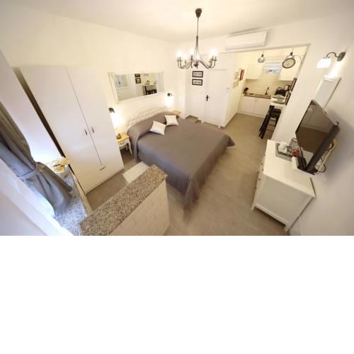 Studio apartman Sendy