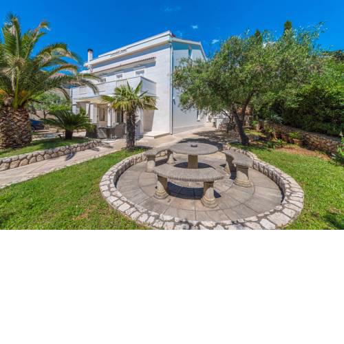 Studio Apartmani Dijana