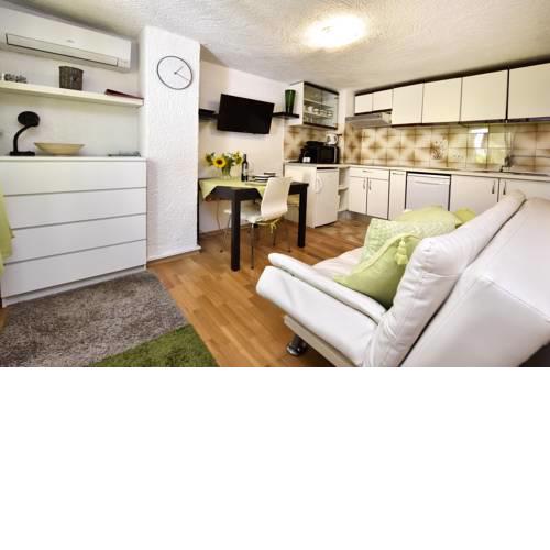 Studio Apartment Corta