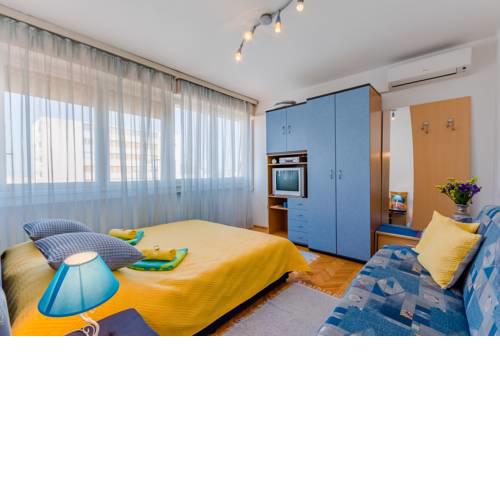 Studio Apartment Ecija