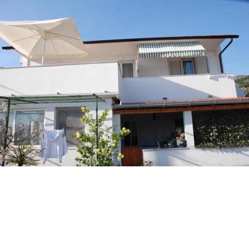 Studio Apartment in Hvar Town with Terrace, Air Conditioning, Wi-Fi, Dishwasher (4858-4)