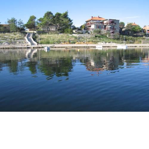 Studio Apartment in Nin with Sea View, Terrace, Air Conditioning, Wi-Fi (4868-1)