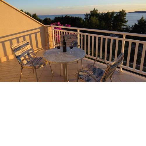 Studio Apartment in Orebic with Sea View, Terrace, Air Conditioning, Wi-Fi (4202-3)