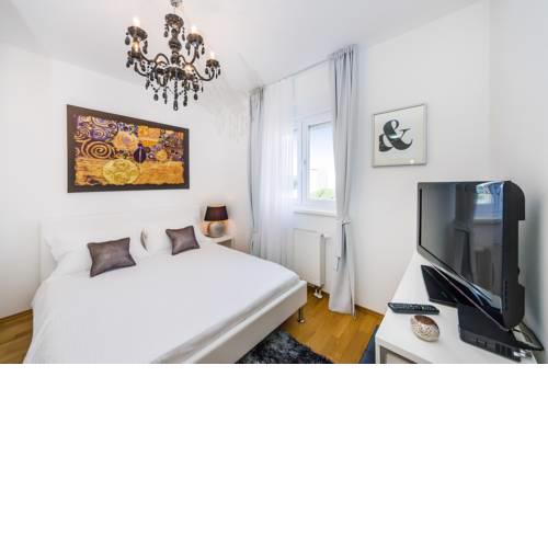 Studio Apartment K & K