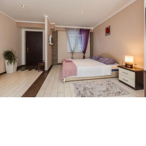 Studio Apartment La Luna