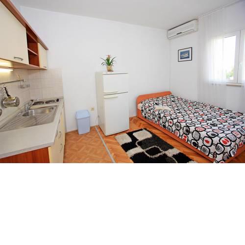 Studio apartment Leona & Toma