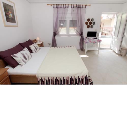 Studio Apartment Liovic