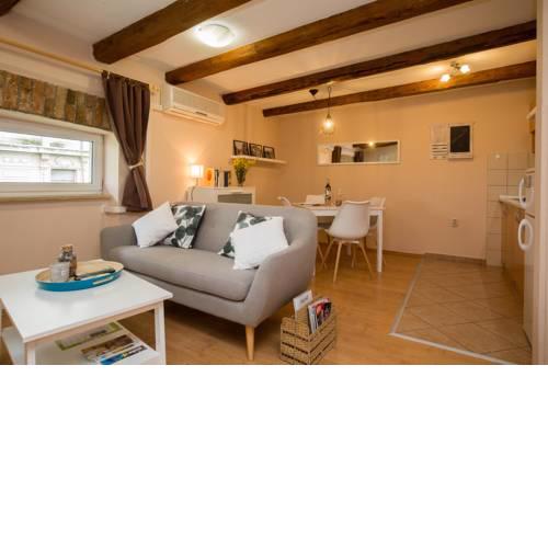 Studio apartment Malú