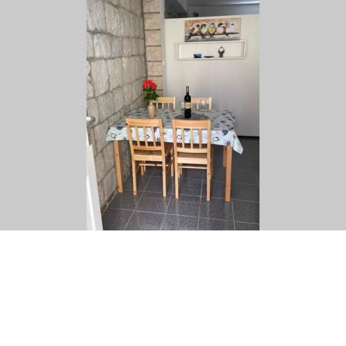 Studio apartment Marija, with beaches nearby