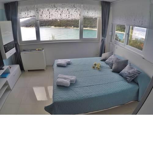 Studio apartment More