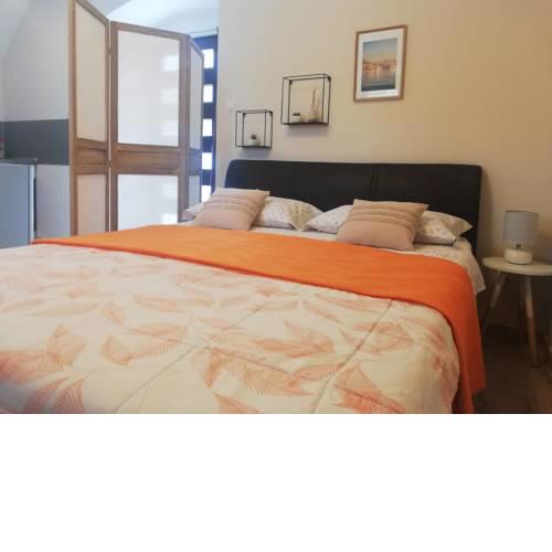 Studio apartment Neli