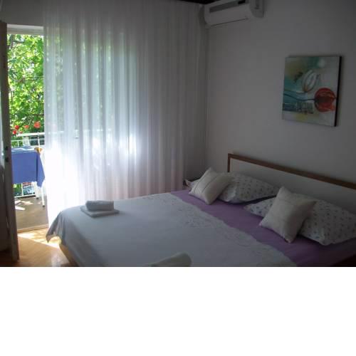 Studio apartment Niki