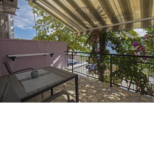Studio app 100m from the sea, 077