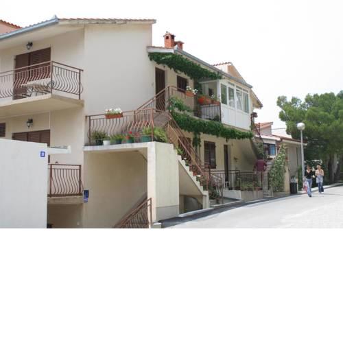 Apartments by the sea Brela, Makarska - 2718