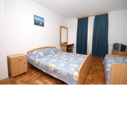 Studio Duce 4650a